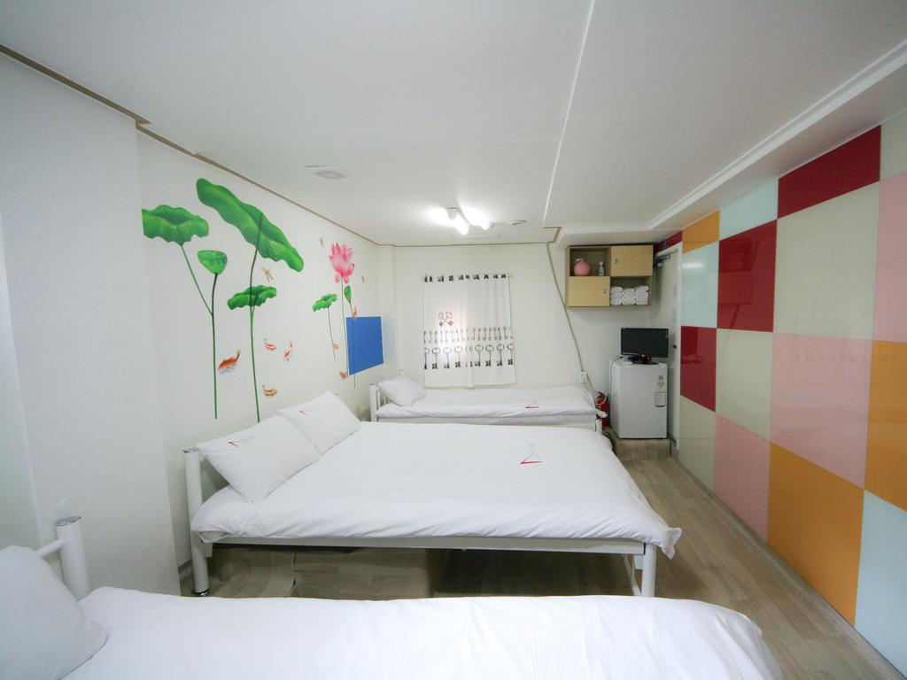 Guesthouse Myeongdong Seúl Habitación foto