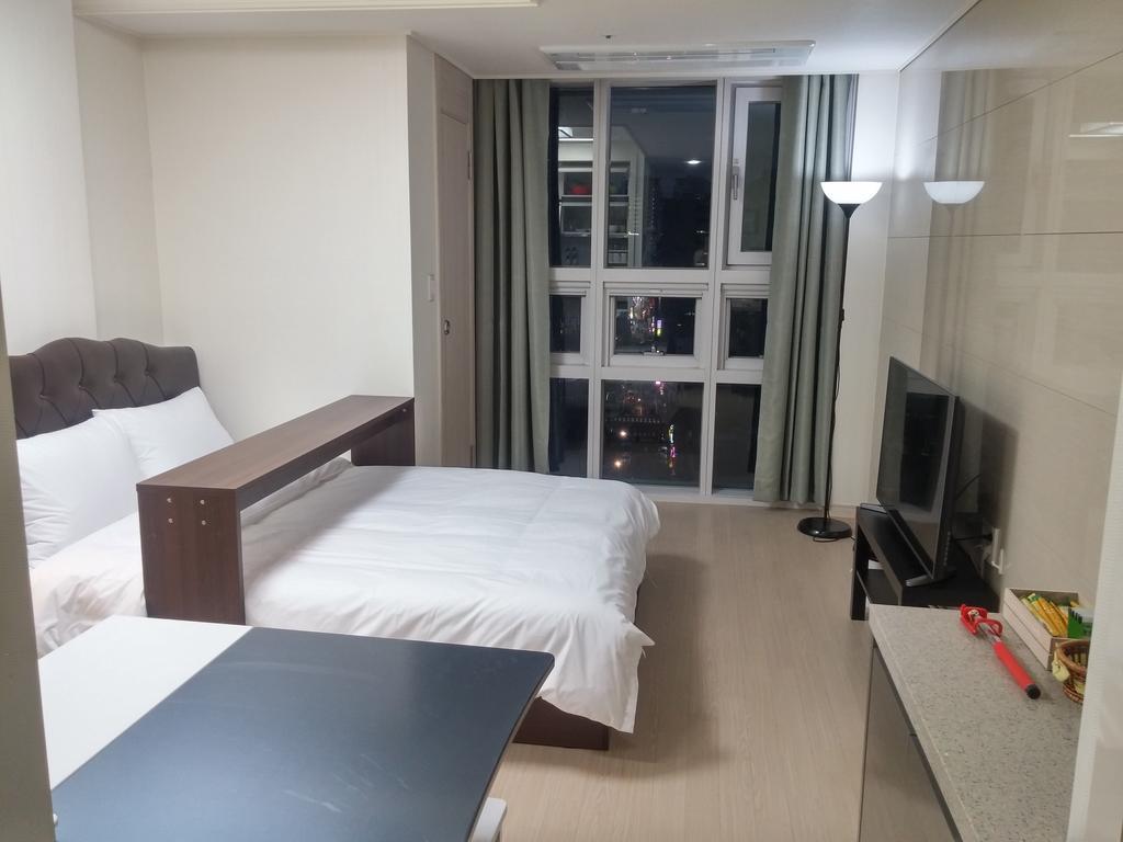 Guesthouse Myeongdong Seúl Exterior foto